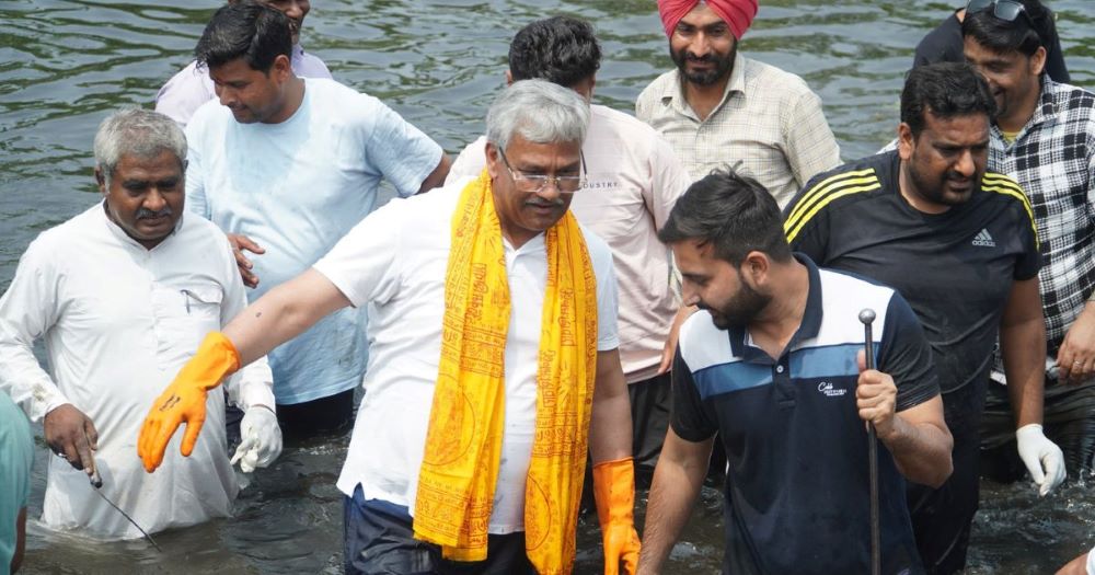 नदियों-नालों को पुनर्जीवित करने के लिए जनभागीदारी जरूरी : त्रिवेन्द्र सिंह रावत
