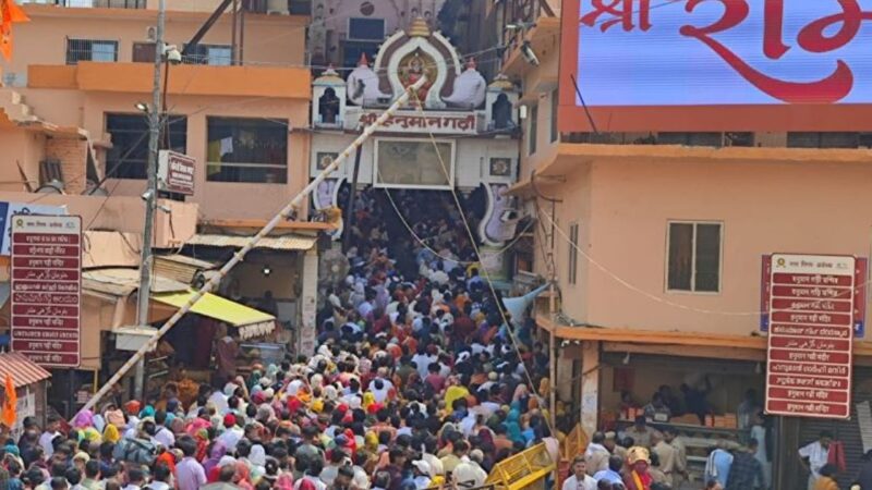 चैत्र पूर्णिमा, हनुमान जन्मोत्सव व रामलला छठी उत्सव पर बड़ी संख्या में अयोध्या पहुंचे श्रद्धालु