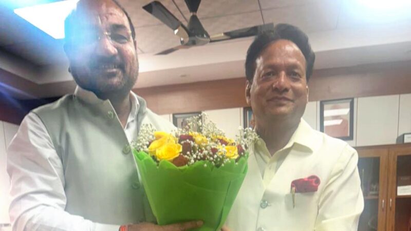 जीबी पंत के कुलपति ने डीएआरई के सचिव एवं आईसीएआर के महानिदेशक से की मुलाकात 