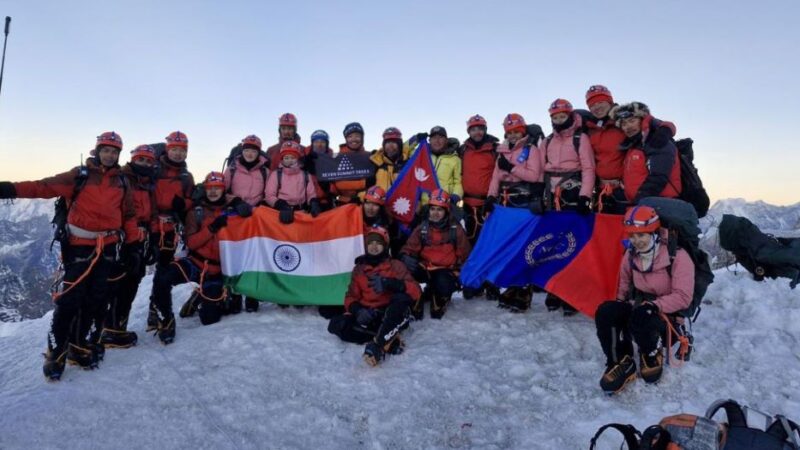 उत्तराखण्ड के तीन एनसीसी कैडेट्स ने माउंट एवरेस्ट पर सफलतापूर्वक की चढाई