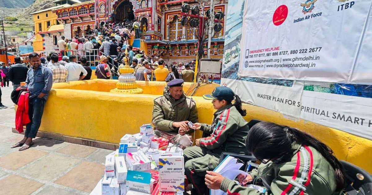 बदरीनाथ धाम में सिक्स सिग्मा ने मेडिकल सेंटर और एसीएलएस एम्बुलेंस का किया शुभारंभ