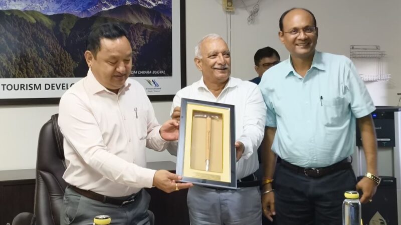 साहसिक पर्यटन एवं पर्वतारोहण के विस्तार हेतु पर्यटन सचिव की अध्यक्षता में उच्चस्तरीय बैठक सम्पन्न