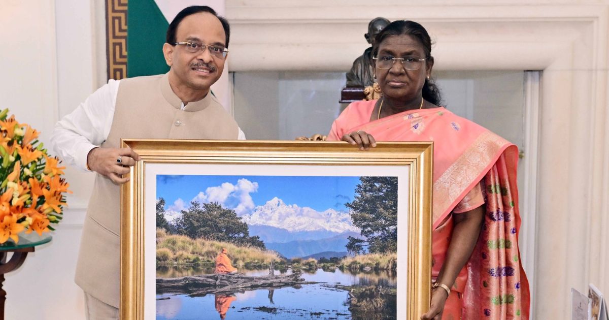 राष्ट्रपति द्रोपदी मुर्मू से गढ़वाल विश्वविद्यालय के कुलपति प्रो. श्रीप्रकाश सिंह ने की मुलाकात