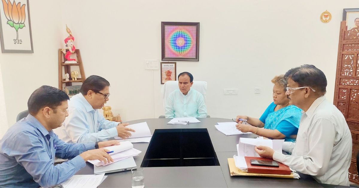 उत्तराखंड में 234 डॉक्टरों पर गिरी गाज, स्वास्थ्य मंत्री ने दिए बर्खास्तगी के आदेश