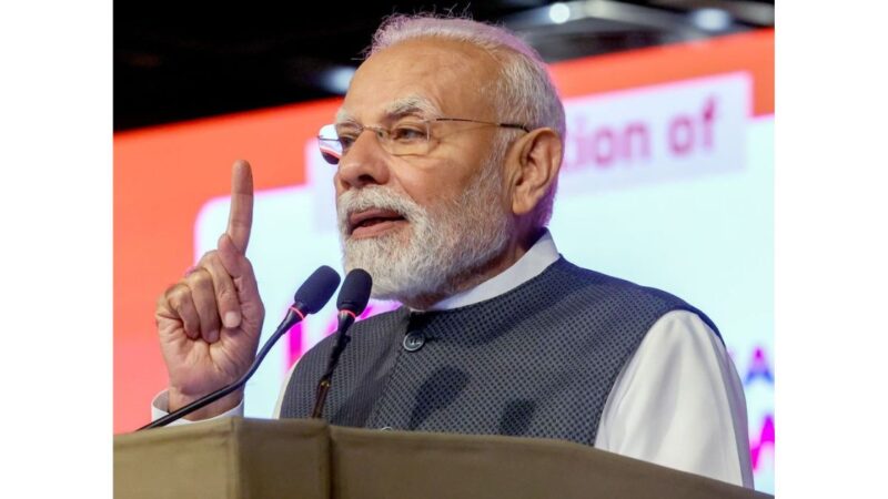 यूपी बना निवेश, नवाचार और निर्माण का प्रमुख केंद्र : पीएम मोदी