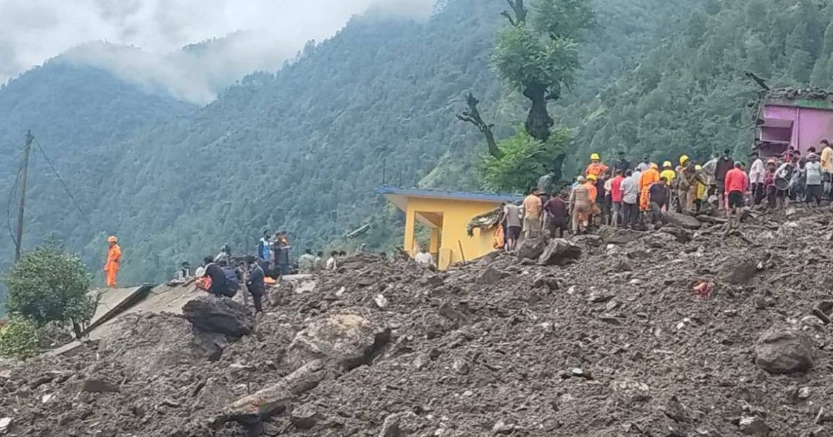 चमोली ज़िले के नंदानगर में बादल फटने से भारी तबाही, 8 लोगों के मौत की खबर औेर 5 लापता