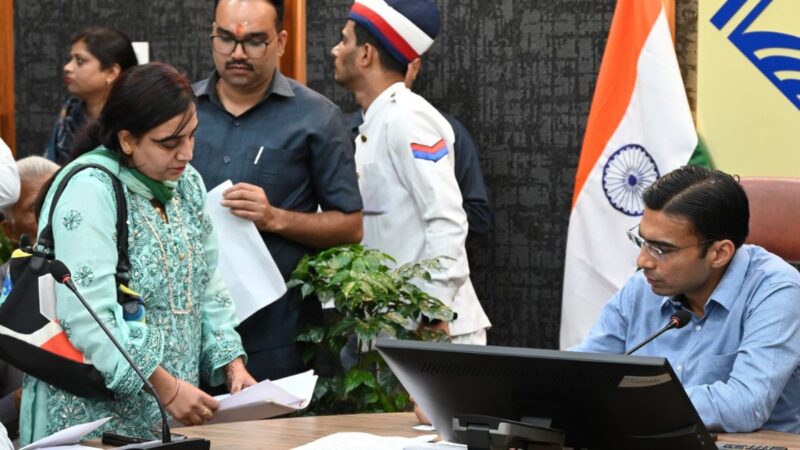 डीएम के हस्तक्षेप के बाद कनिका मदान को दो दिन में जारी हुई बकाया राशि