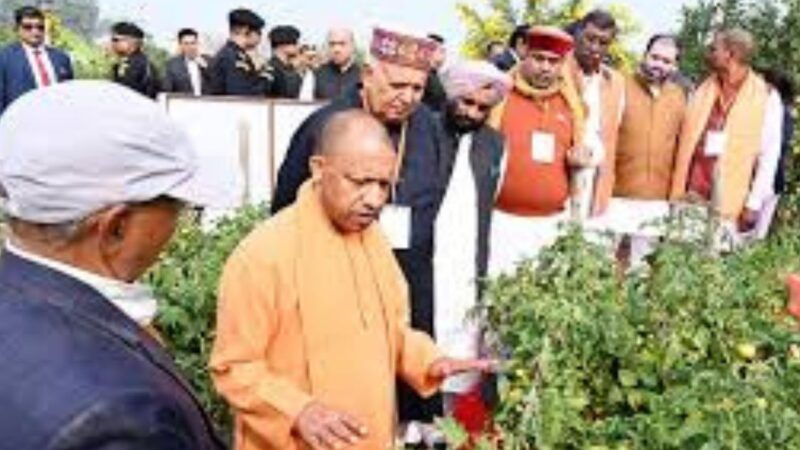 योगी सरकार ने 10 दिन में 6.98 लाख किसानों को दिया प्रशिक्षण, 6720 ग्राम पंचायतों में आयोजित हुई किसान पाठशाला