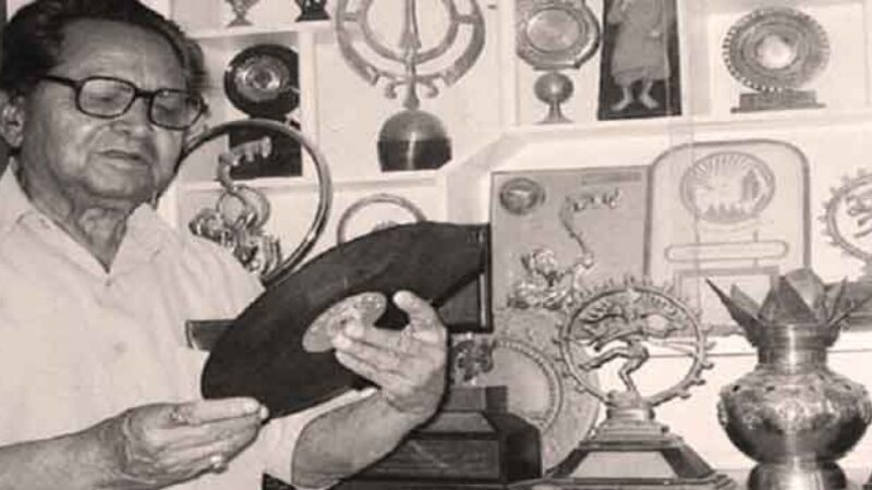 जीत सिंह नेगी के गीतों में पहाड़ की सतत पीड़ा