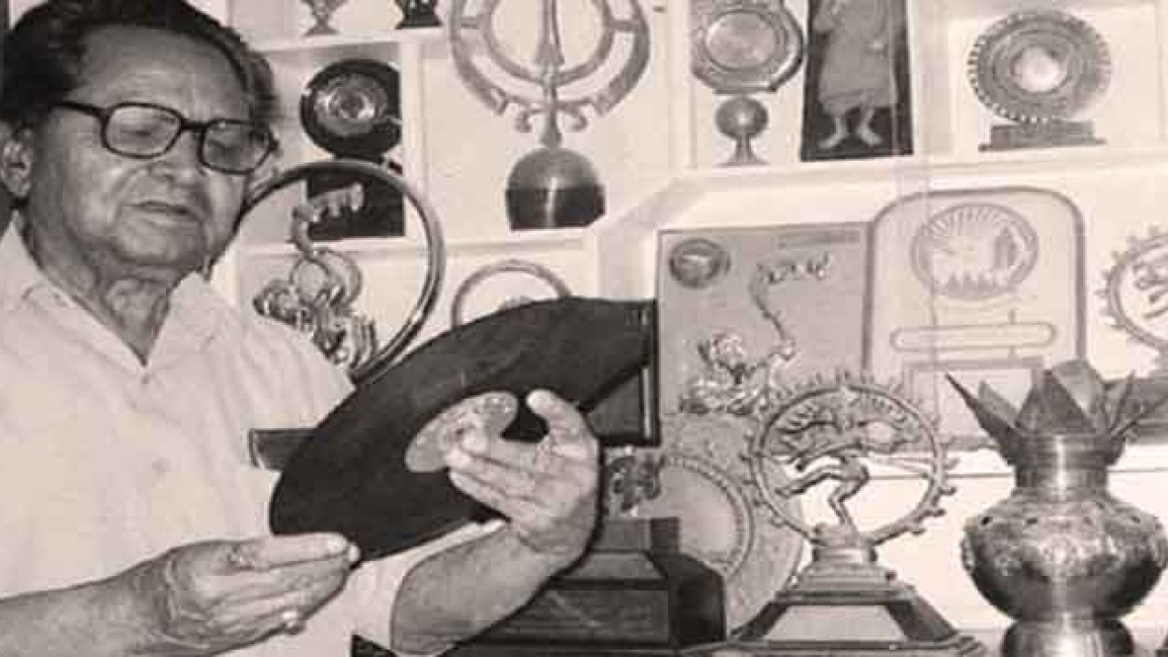 जीत सिंह नेगी के गीतों में पहाड़ की सतत पीड़ा