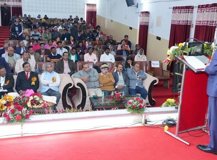 पंतनगर में आईसीएआर की 13वीं राष्ट्रीय फल अनुसंधान समूह चर्चा आयोजित