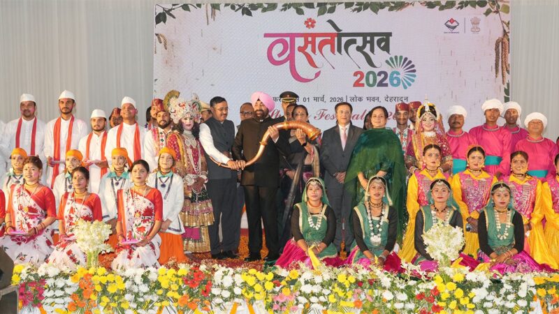 राज्यपाल ने प्रगतिशील किसान कपिल शर्मा को किया सम्मानित