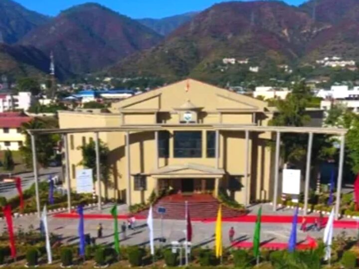 एचएनबी गढ़वाल विश्वविद्यालय का 12वां दीक्षांत समारोह 24 मार्च को होगा