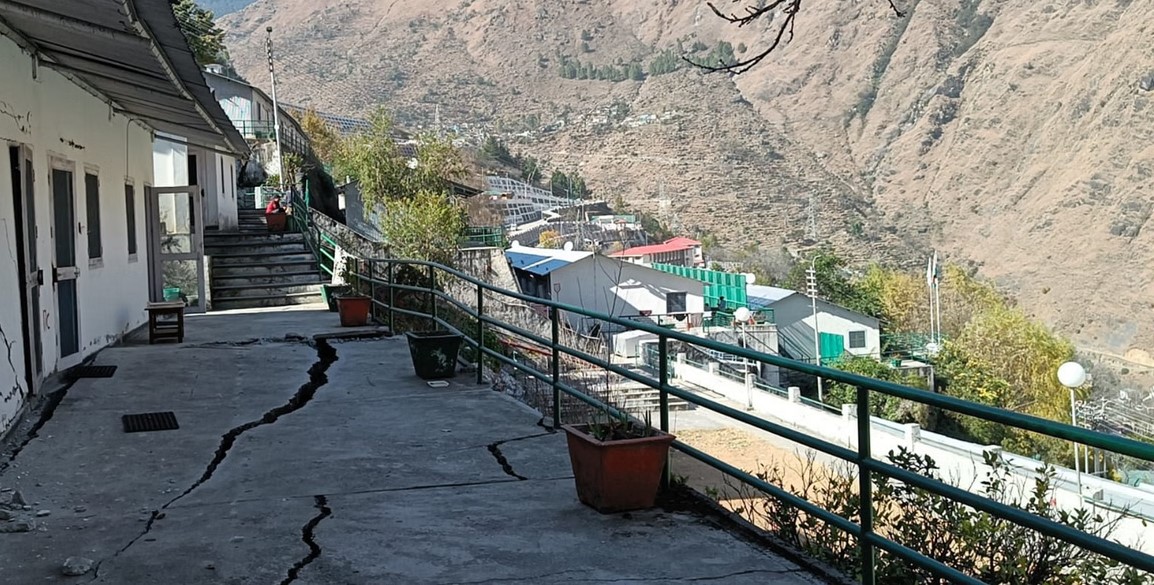 भू-धंसाव के बाद राहत की पहल, जोशीमठ में शुरू हुआ स्थायी समाधान