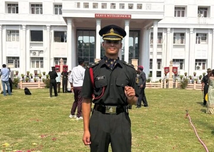 पौड़ी गढ़वाल के बूंगा गांव के आदित्य कण्डारी बने सेना में लेफ्टिनेंट