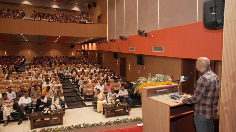 पंतनगर में प्राकृतिक खेती पर मंथन, 800 किसानों की सहभागिता