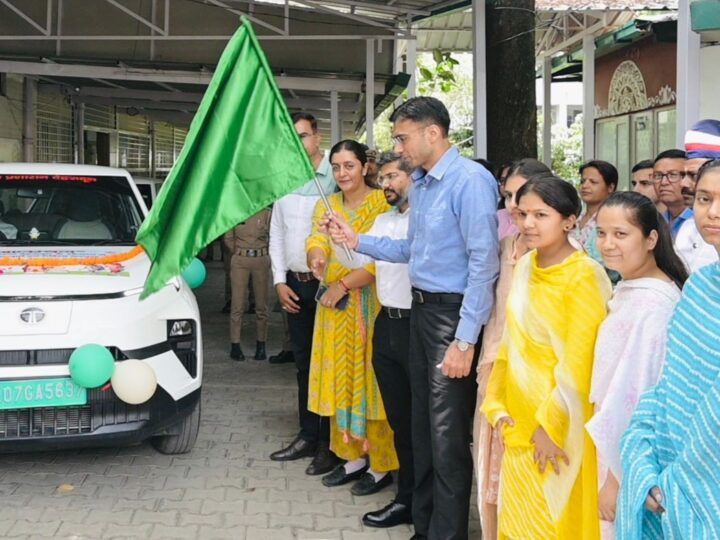 जरूरतमंदों के लिए उम्मीद की किरण बने डीएम सविन बंसल