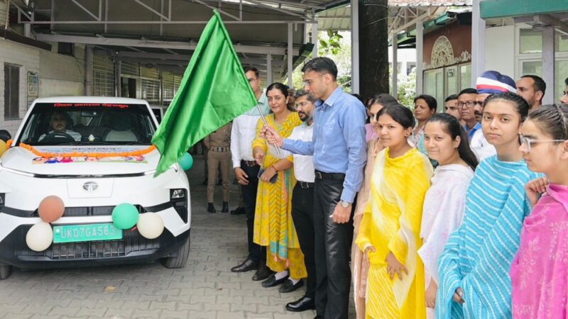 जरूरतमंदों के लिए उम्मीद की किरण बने डीएम सविन बंसल