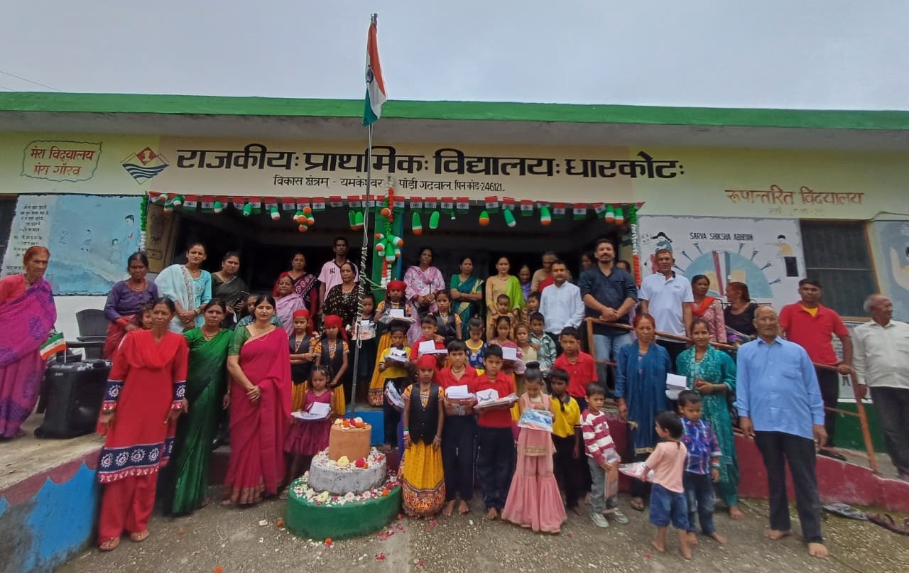 स्वतंत्रता दिवस पर रैबासी फाउंडेशन की पहल, धारकोट के बच्चों के साथ साझा की खुशियां