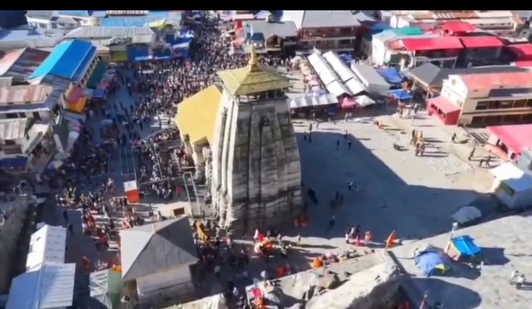 कैरी मी बैक पॉलिसी से 12 टन सूखा कूड़ा धाम से लाया गया नीचे