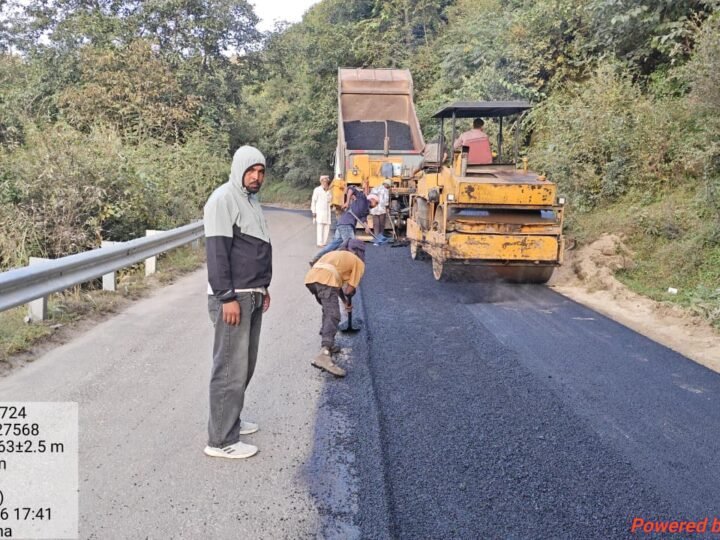 15 अक्टूबर तक गड्ढामुक्त होंगी उत्तराखंड की सड़कें, हर जिले में युद्धस्तर पर काम शुरू