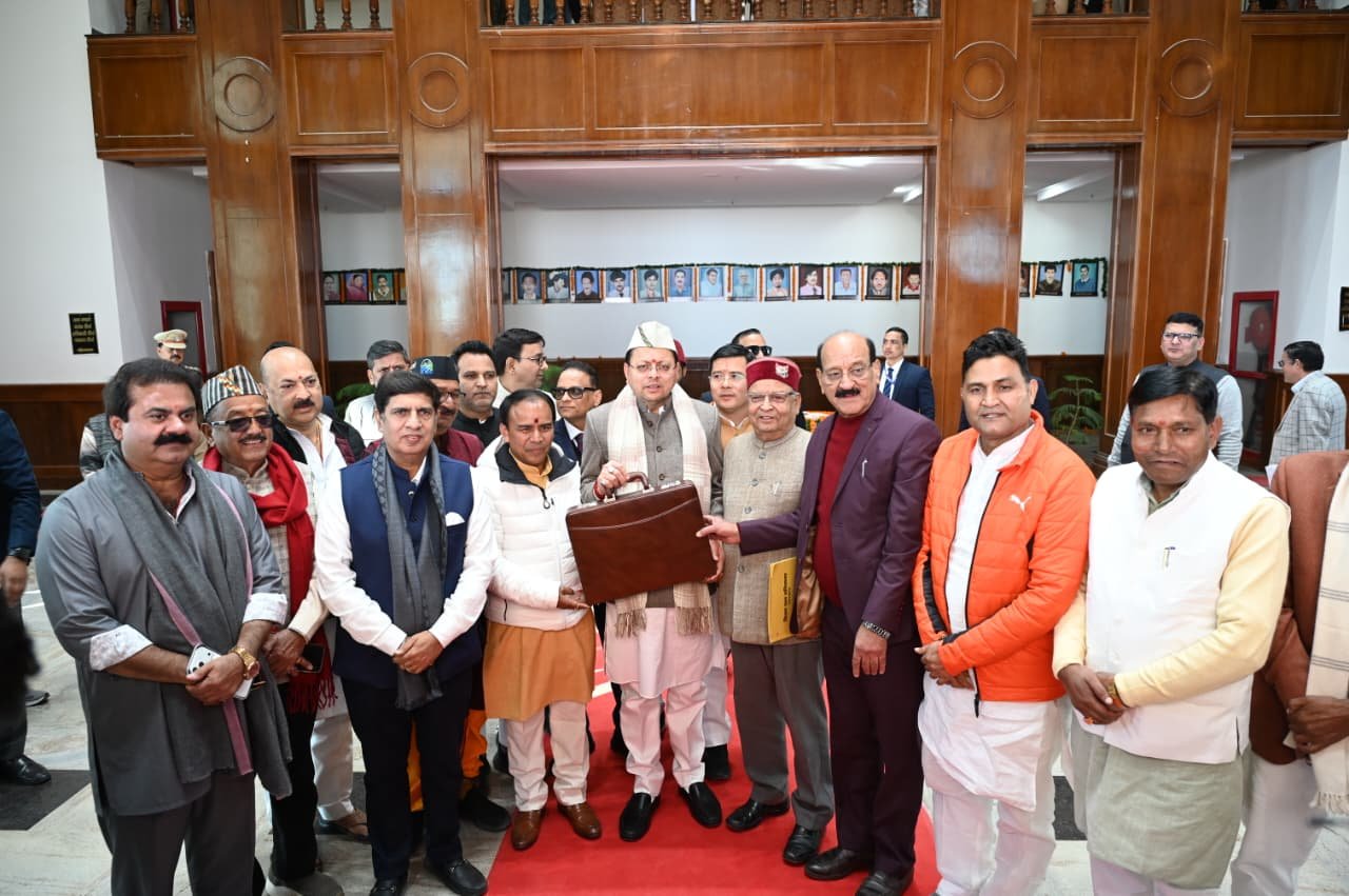 सीएम धामी के नेतृत्व में गैरसैंण में एक साल में दो विधानसभा सत्र आयोजित